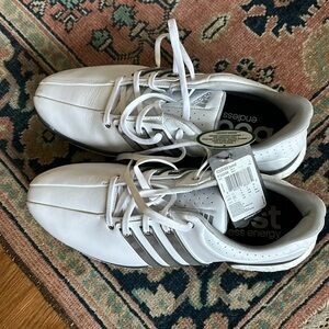Adidas NIB new in box tour360 boost men’s golf shoes size 8 1/2 soft spikes
